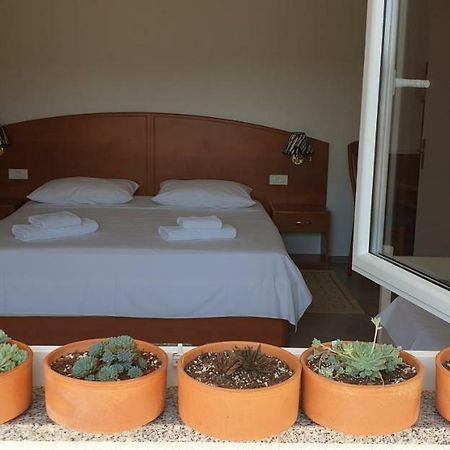 Apartments Kos Supetarska Draga Ngoại thất bức ảnh