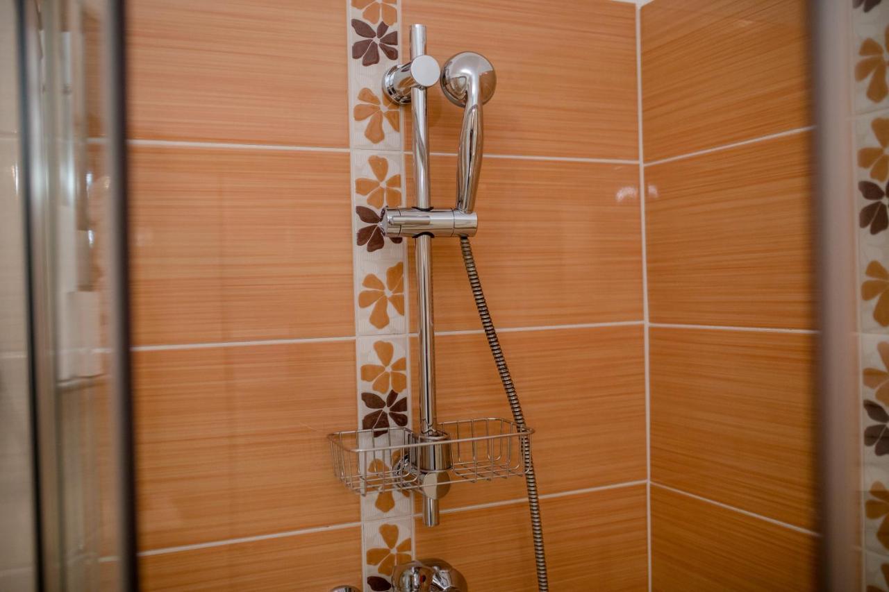 Apartments Kos Supetarska Draga Ngoại thất bức ảnh