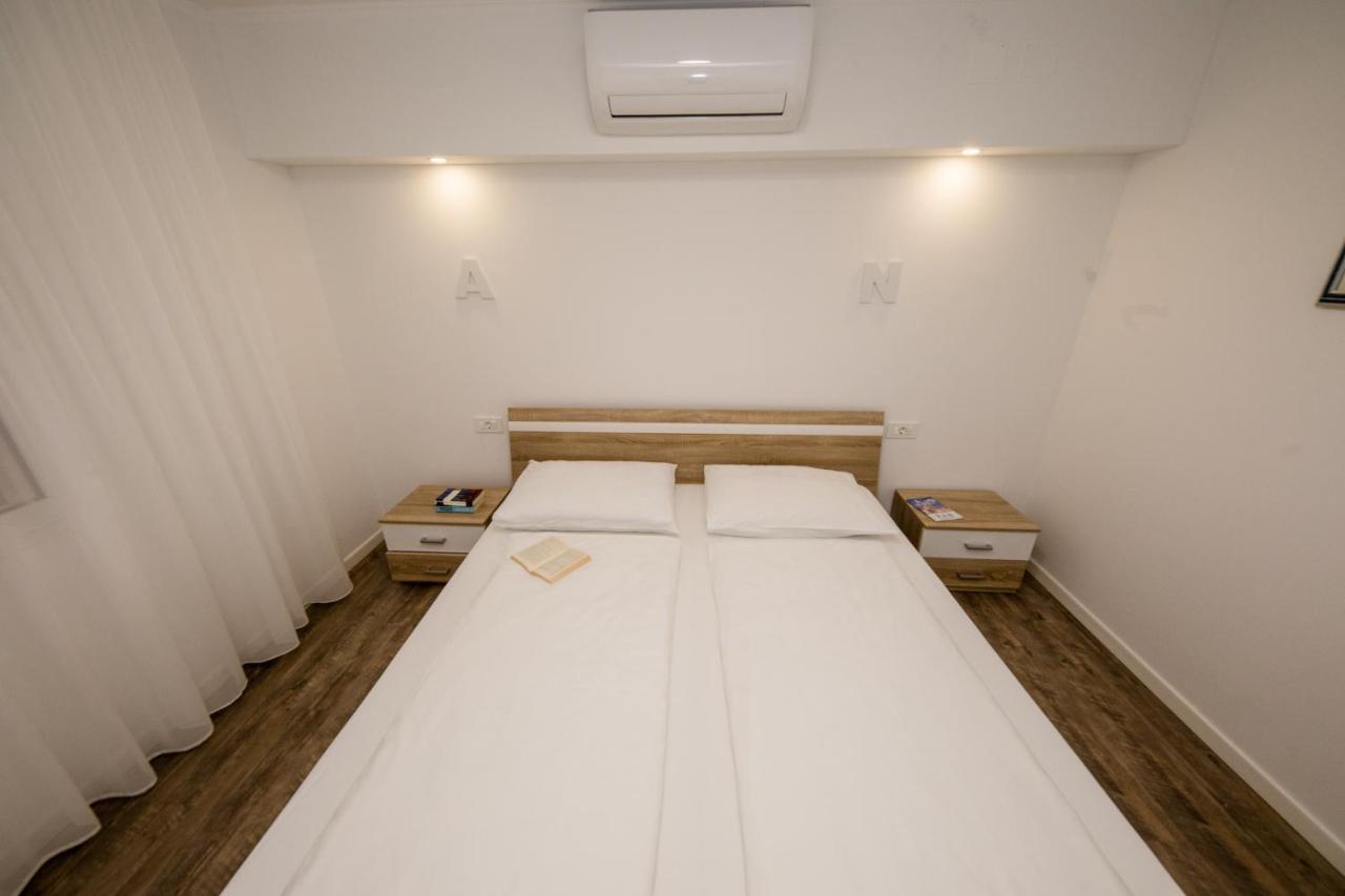 Apartments Kos Supetarska Draga Ngoại thất bức ảnh