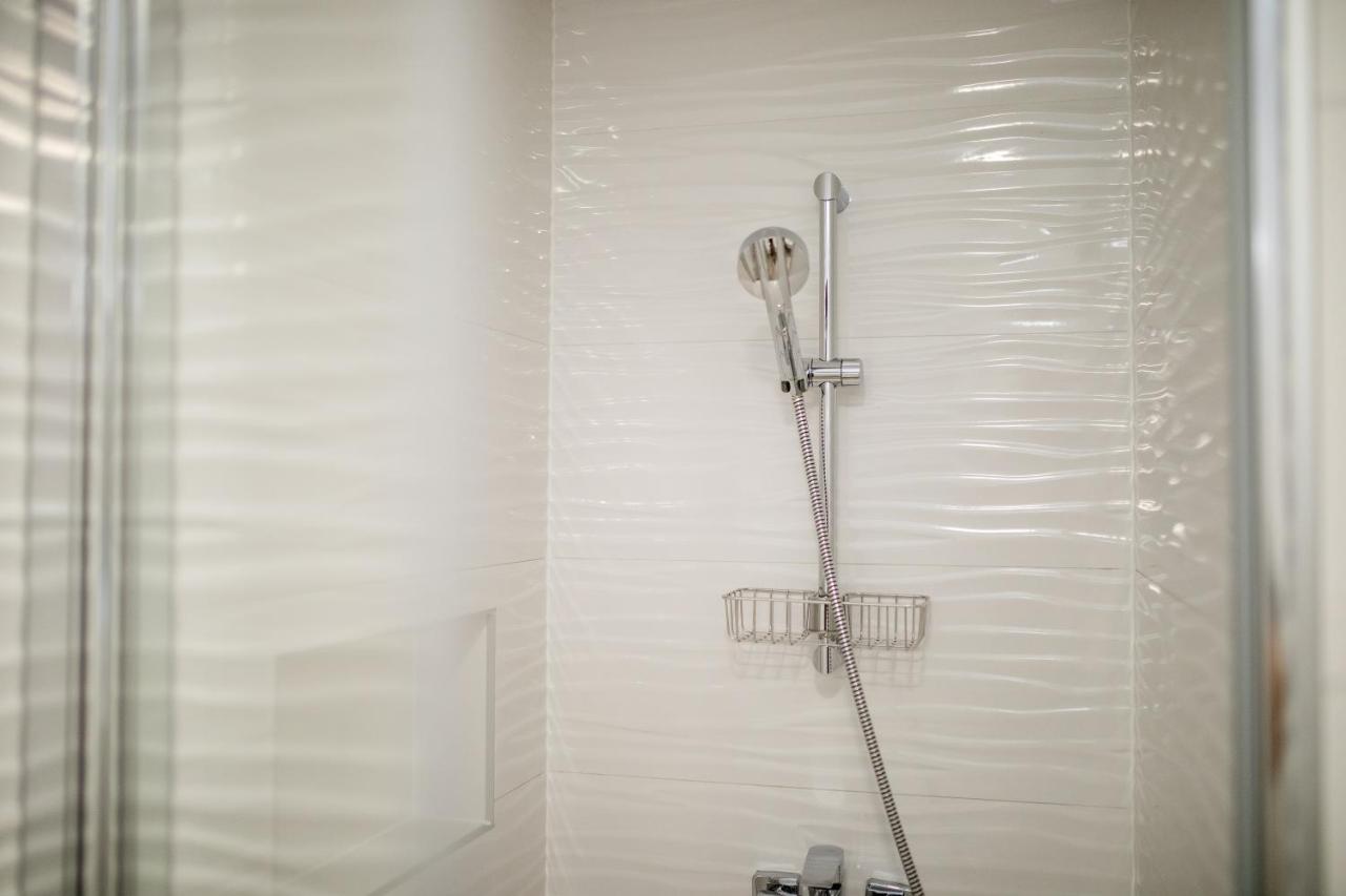 Apartments Kos Supetarska Draga Ngoại thất bức ảnh
