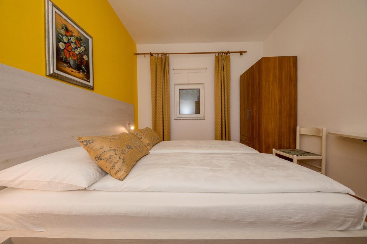 Apartments Kos Supetarska Draga Ngoại thất bức ảnh